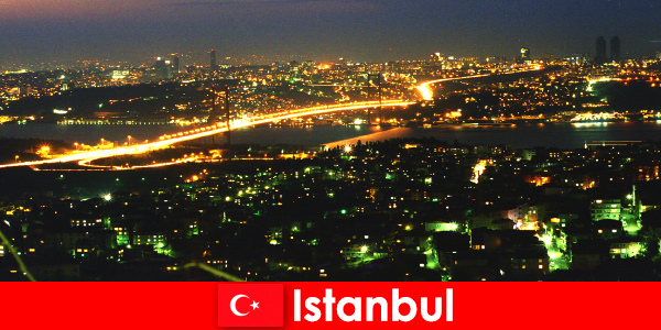 観光客のためのイスタンブールの街は常に旅行の価値があります