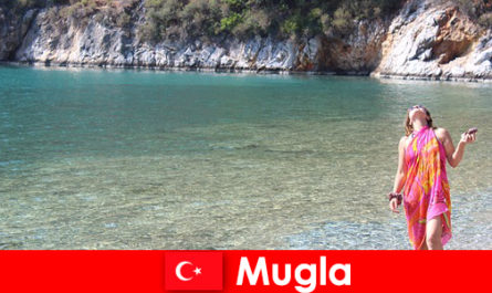トルコで最も小さい州都ムグラのビーチホリデー