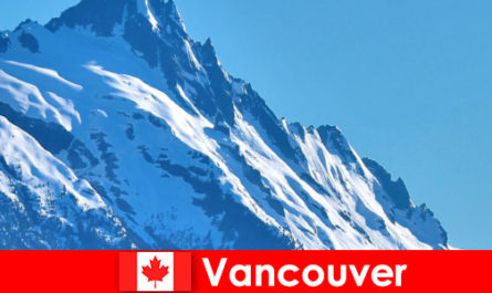 カナダのバンクーバー市は登山観光の主な目標です
