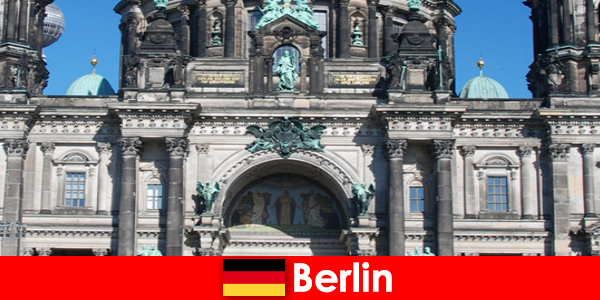 Covid 19にもかかわらずベルリンは、世界中からの新しい観光客を魅了します