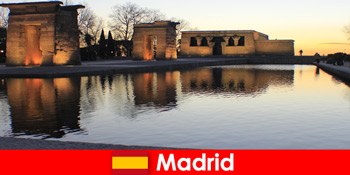 ヨーロッパの学生のためのマドリードスペインへの遠足のための人気の目的地