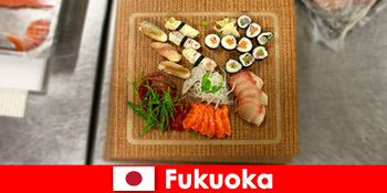 福岡日本は料理旅行者に人気の目的地です