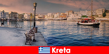 おいしい料理やライフスタイルはクレタ島ギリシャの観光客を発見